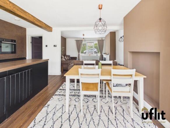 3 bed Semi-Detached for sale Image 12