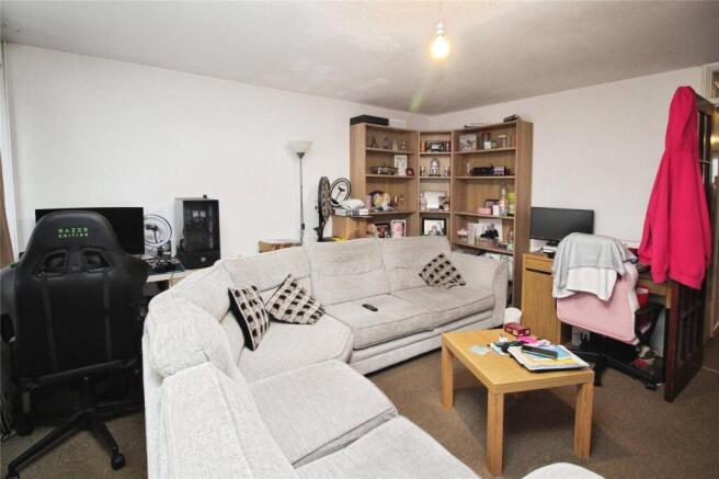 Strangford Drive, Bletchley, Milton Keynes photo 4