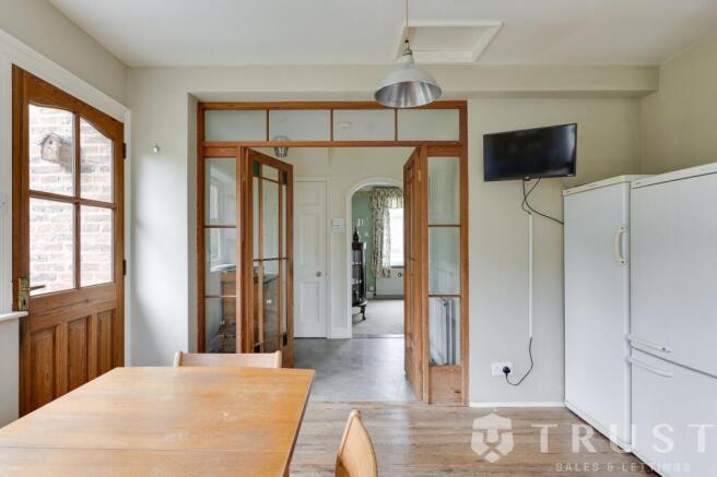 3 bed Detached for sale Image 8