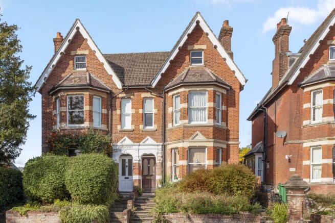 82 Normandy Street, Alton, Hampshire, GU34 1DH