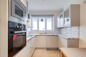 3, Norman House, Wyvil Road, London SW8 2TA