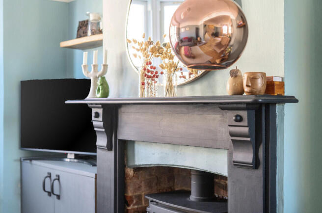 1425920-1-69bab23...