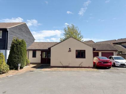 Saddlers Place, Martlesham Heath, IP5