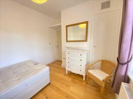 20, Holyoake House, Holyoake Walk, London W5 1QW