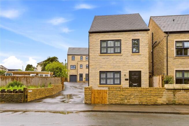 3 bed Detached for sale Image 5