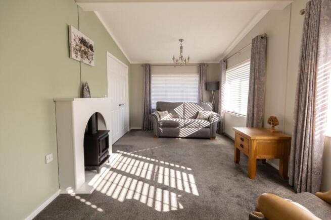 2 bed Park Home for sale Image 8