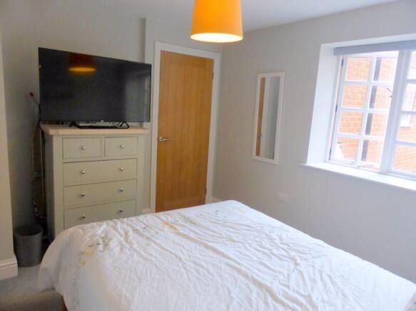 1 bed Flat to rent Image 8