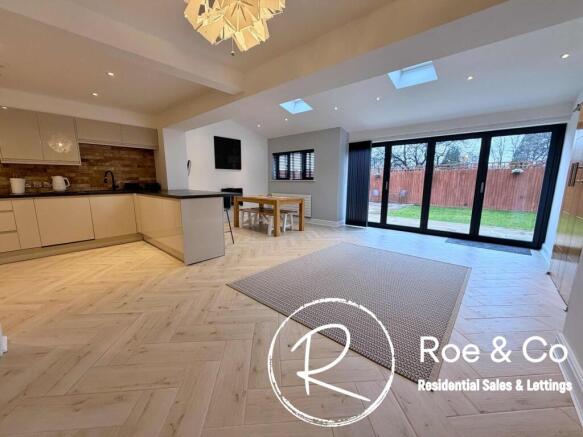 Kitchen/diner/family room