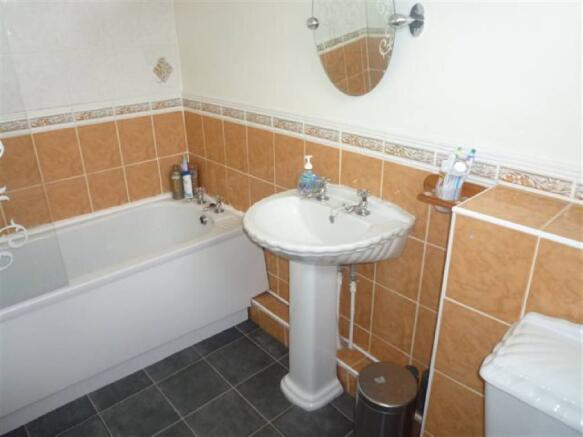 Photo 10