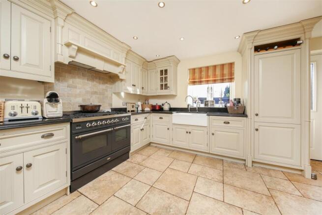 Kitchen.jpg