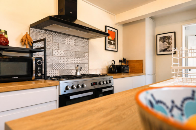 3 bed Terraced for sale Image 12