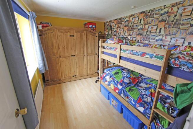 bed3.jpg