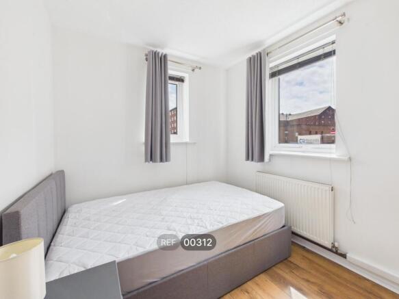 1 bed Apartment to rent Image 9