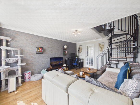 2 bed Semi-Detached for sale Image 12