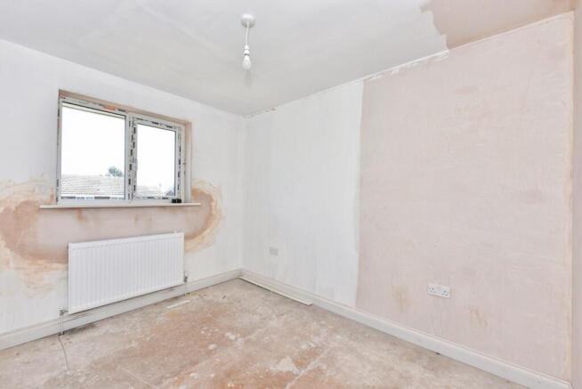 3 bed Semi-Detached for sale Image 8