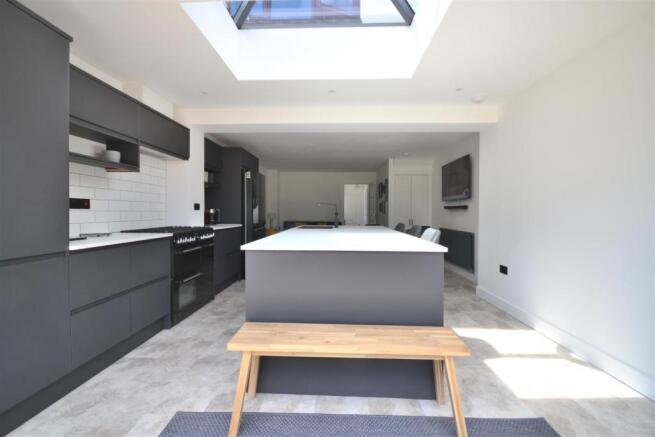 Open plan kitchen Diner.JPG
