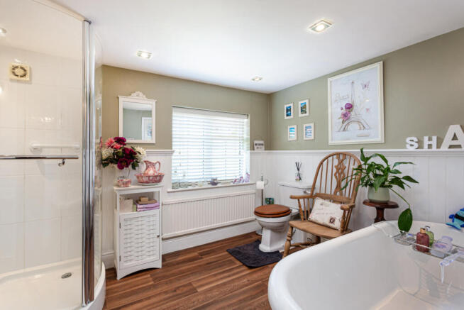 3 bed Semi-Detached for sale Image 8
