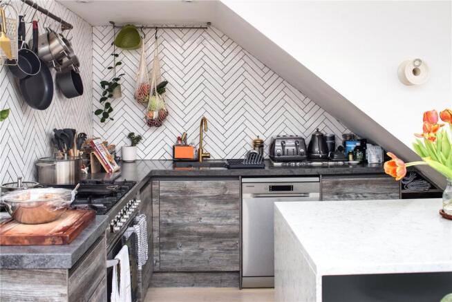 Kitchen/Diner View 8
