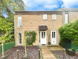 27, Dalcross, Bracknell RG12 0UJ