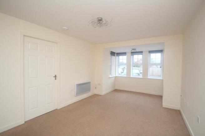 2 bed Flat to rent Image 5