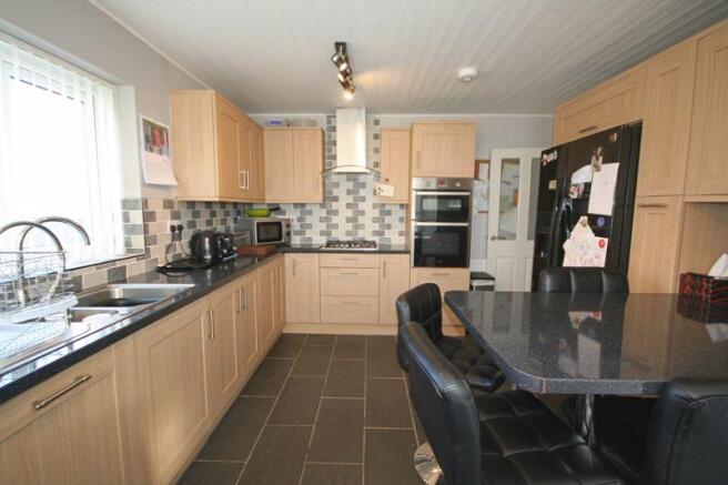 Kitchen/Breakf...