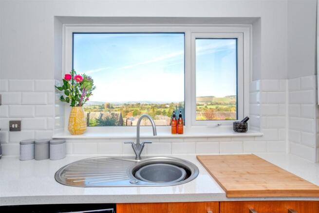 Kitchen Diner View.jpg
