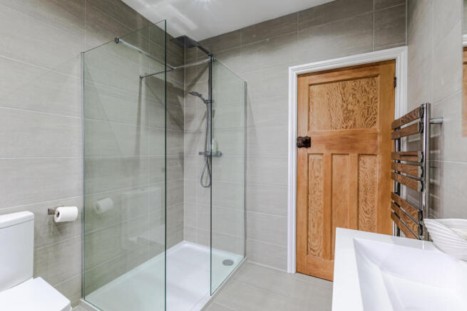 bathroom2