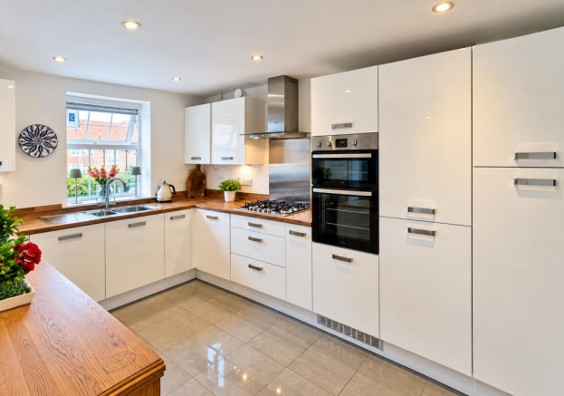 Modern Fitted Kitchen