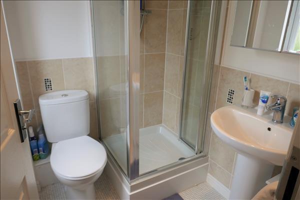 EN-SUITE: