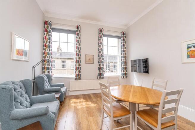 Lounge/Kitchen