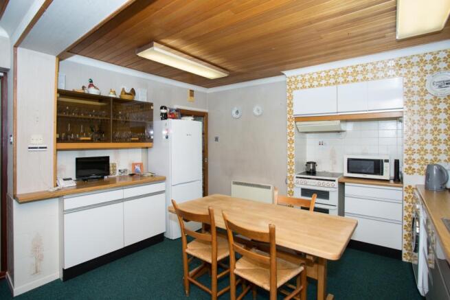 Kitchen/Breakfast Ro