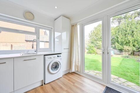Kingfield Gardens, Old Woking, Woking, GU22