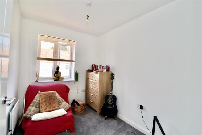 3 bed Semi-Detached for sale Image 11