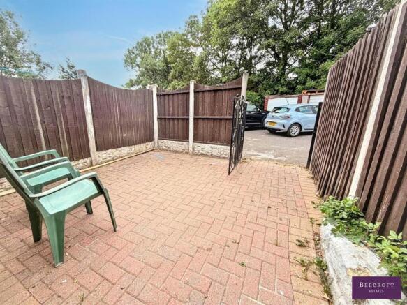 2 bed Terraced for sale Image 9