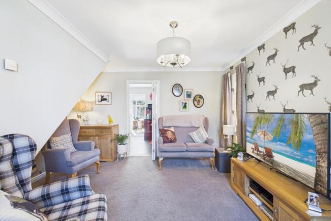 CAM02279G0-PR0070-STILL003