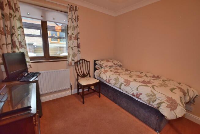 3 bed Detached Bungalow for sale Image 11
