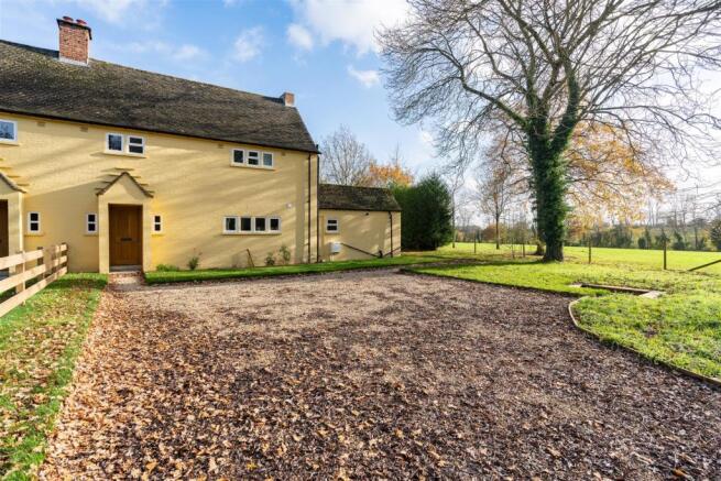 4 Little Barrow Cottages Front