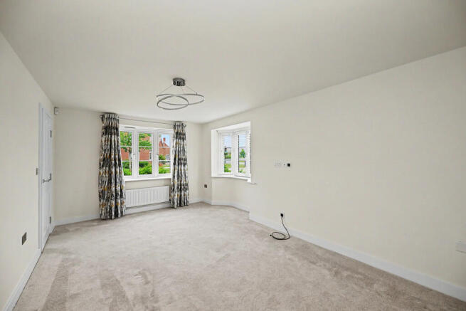 St. Gabriels Way, Houlton, Rugby photo 4