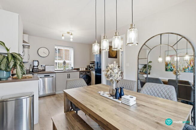 3 bed Detached for sale Image 4