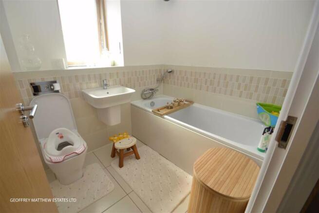 Photo 13