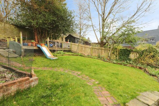 4 bed Terraced for sale Image 4