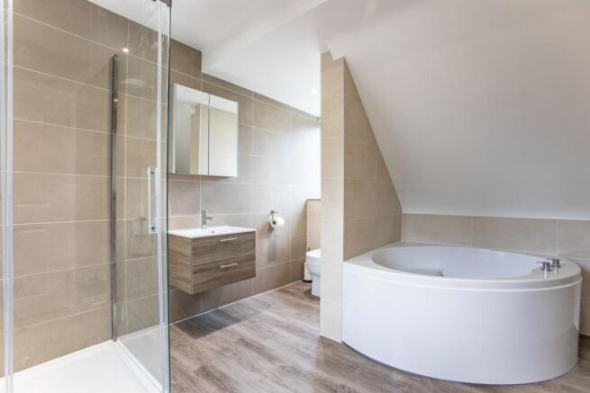 Bathroom 24.jpg