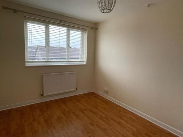 Bedroom..jpg