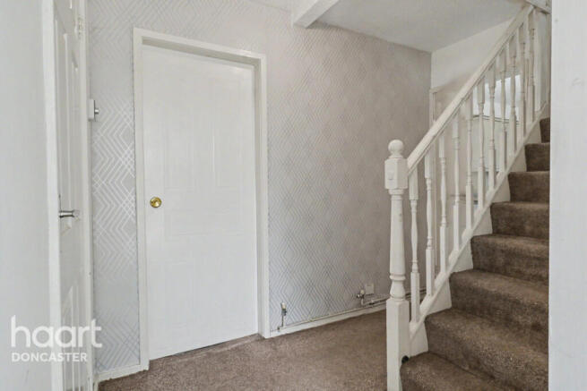 3 bed Semi-Detached for sale Image 5