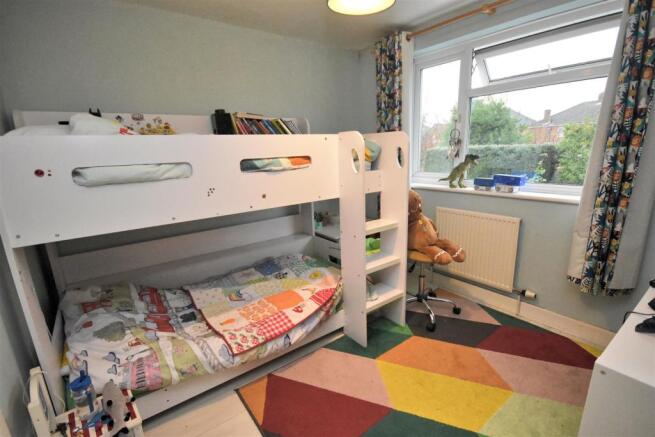Bed 3.jpg