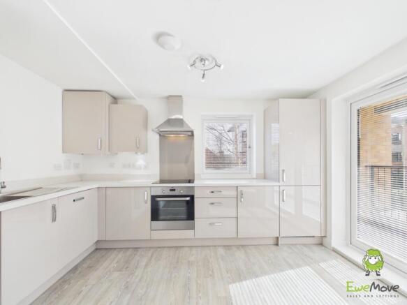 EweMove Basingstoke Locksbridge House Kitchen Area