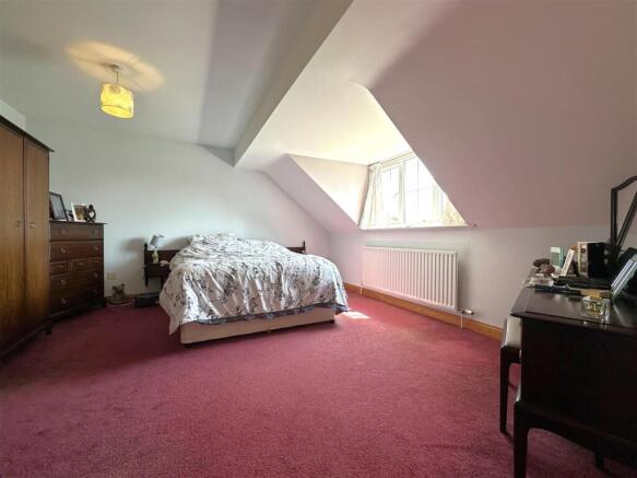 Master Bedroom 901