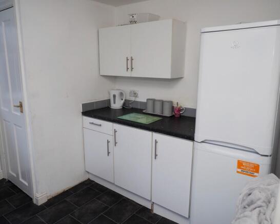 5 bed House of Multiple Occupation for sale Image 5