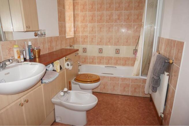 En-suite One