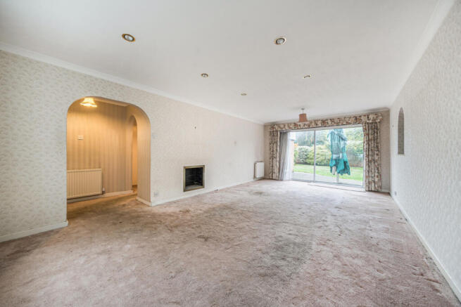 Kelvin Crescent, Harrow photo 4